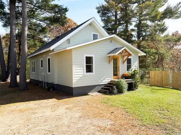 1320 W Poplar Avenue, Cameron, WI 54822
