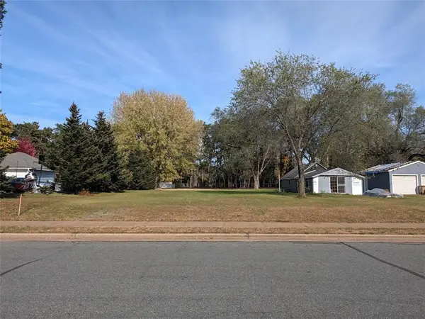 3370 Delbert Road, Eau Claire, WI 54703