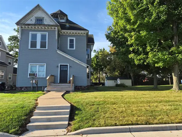 730 E La Salle Avenue, Barron, WI 54812