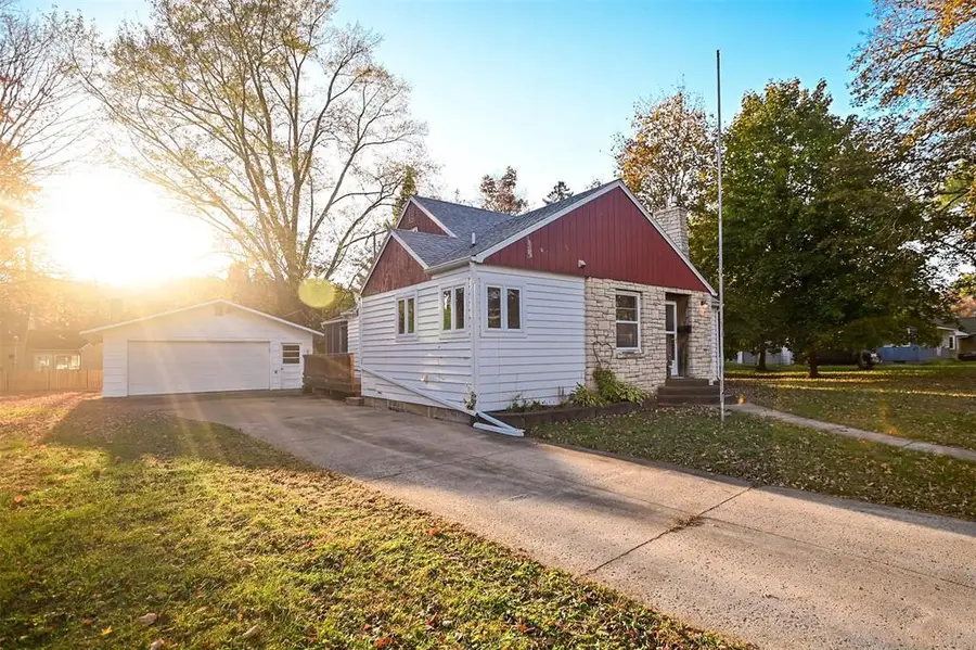 843 Hopwood Avenue, Menomonie, WI 54751 - #3