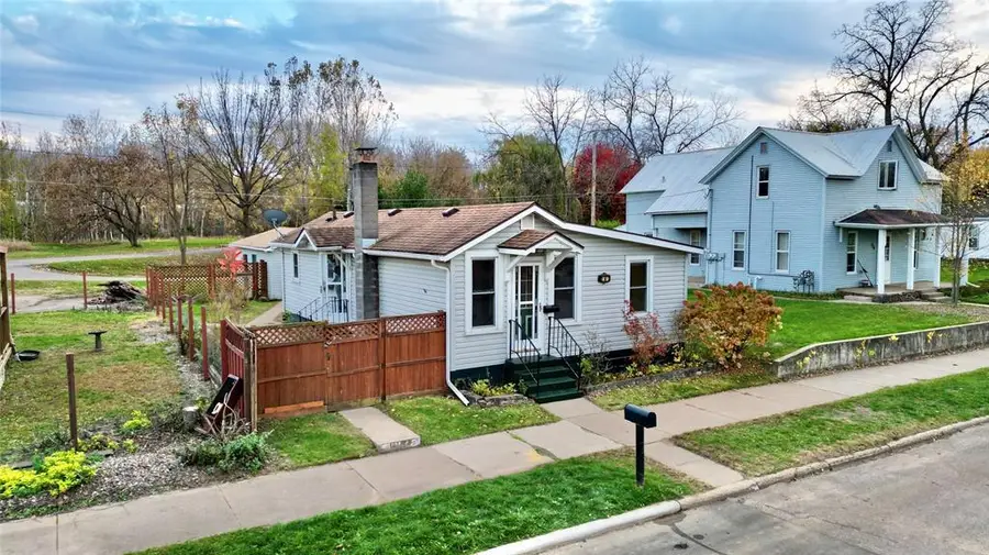 343 E Canal Street, Chippewa Falls, WI 54729 - #2