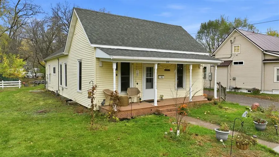 310 Maple Street, Eau Claire, WI 54703 - #2