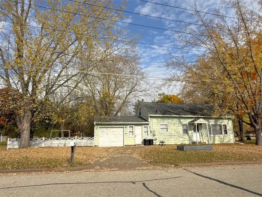 124 Washington St., Black River Falls, WI 54615 - #3