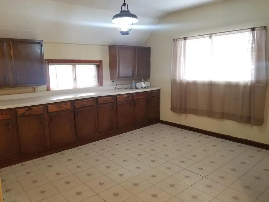 1535 N 37th STREET, Milwaukee, WI 53208 - Image #2