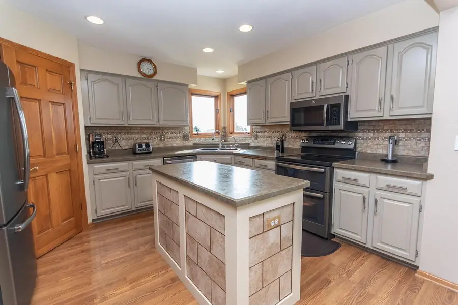 W279N5483 Hanover Hill ROAD, Lisbon, WI 53089 - Image #3