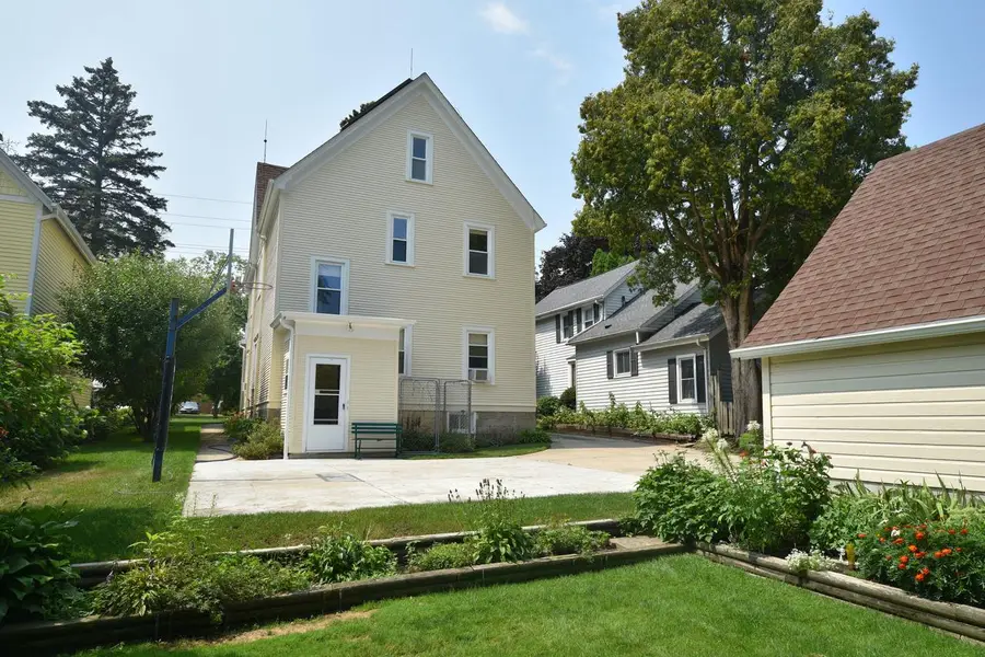 1606 12th AVENUE #1608, Grafton, WI 53024 - Image #3