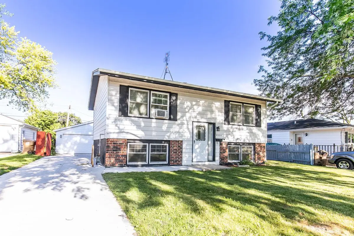 5225 42nd AVENUE, Kenosha, WI 53144 - #1
