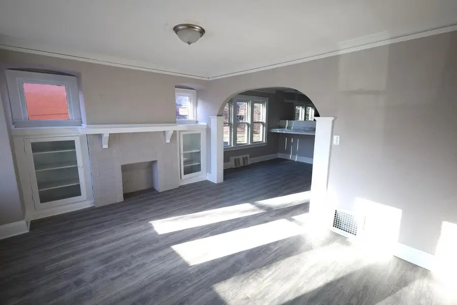 3727 N 11th STREET, Milwaukee, WI 53206 - Image #3