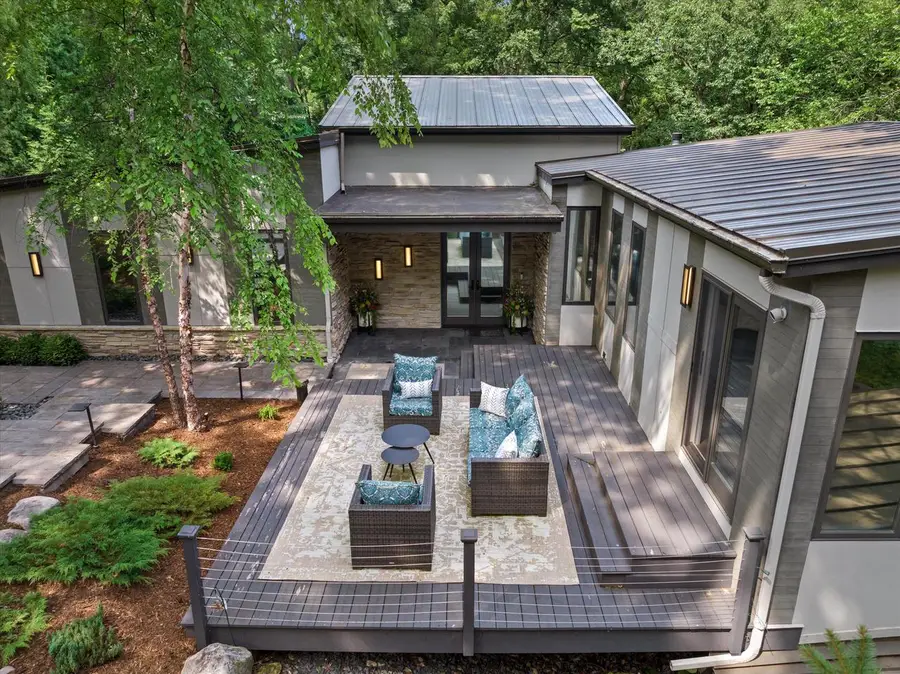 1913 Hillside COURT, Delafield, WI 53018 - Image #3