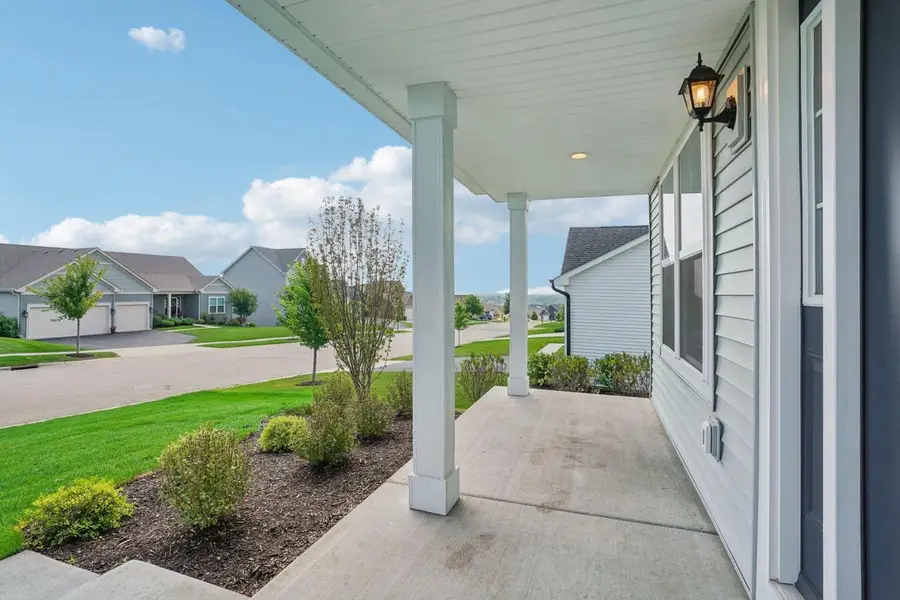 306 N Stone Ridge DRIVE, Lake Geneva, WI 53147 - Image #3