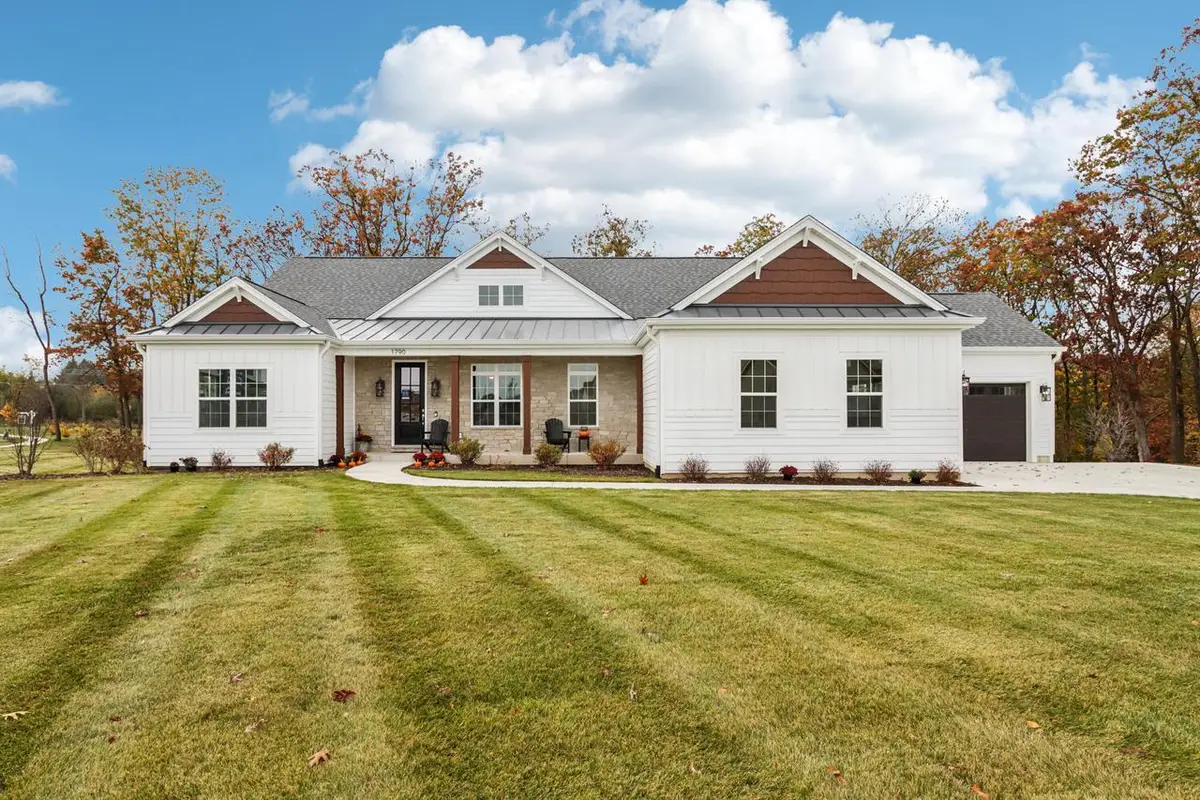 1790 Ridgeway POINT, Lake Geneva, WI 53147 - Image #1