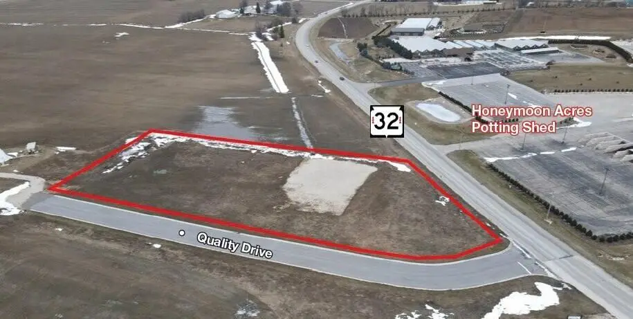 Lt1 QUALITY DRIVE, New Holstein, WI 53061 - Image #1