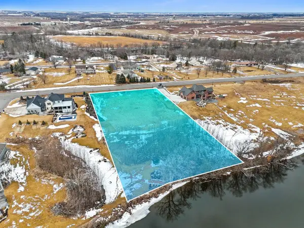 4079 LOST DAUPHIN ROAD, Wrightstown, WI 54115