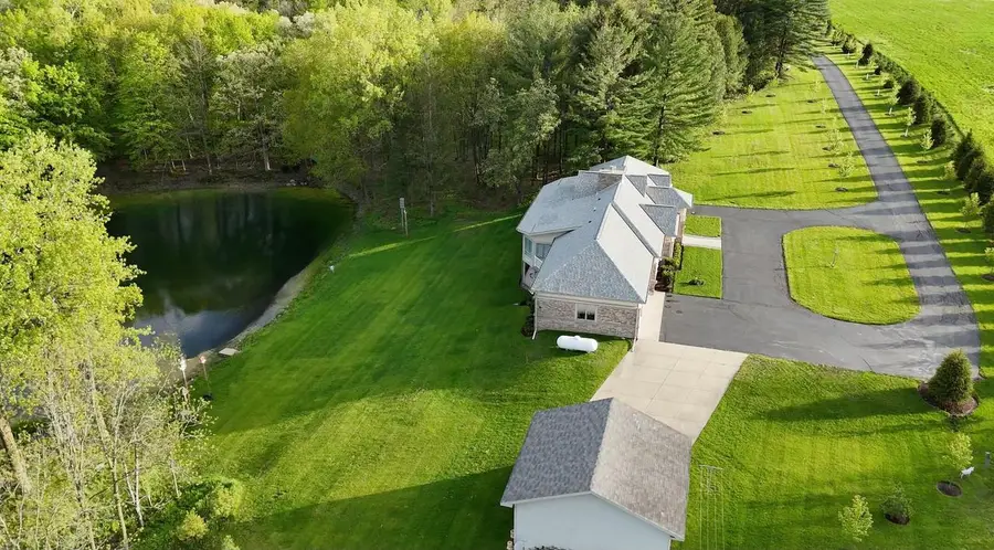 29120 Ketterhagen ROAD, Burlington, WI 53105 - Image #3