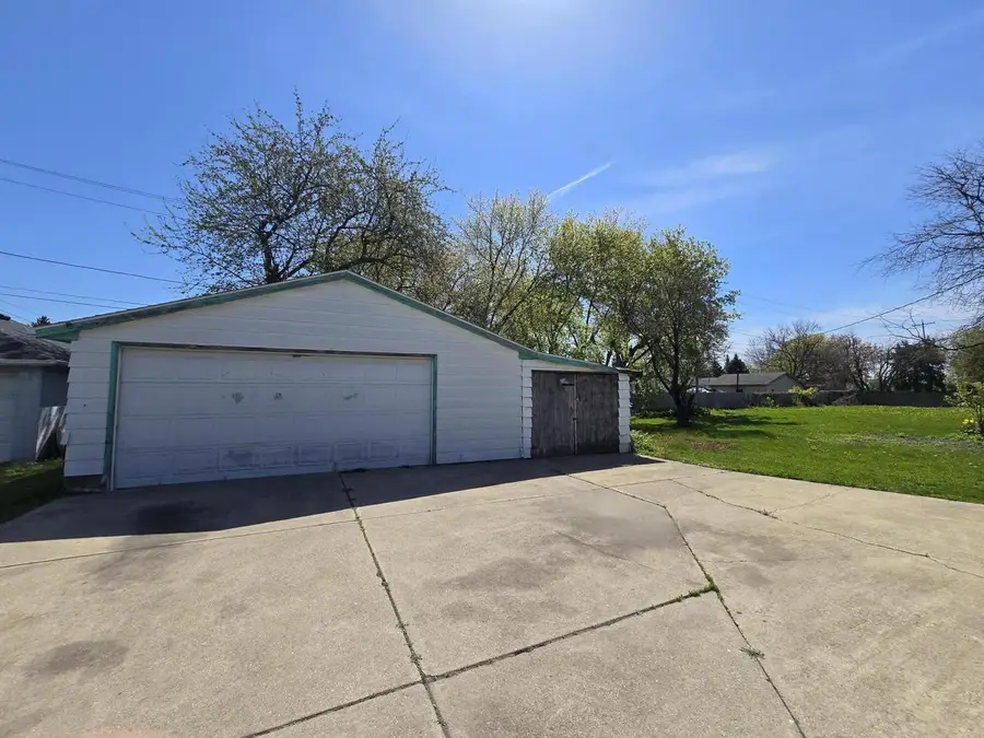 3019 Phillips AVENUE, Mount Pleasant, WI 53403 - Image #3