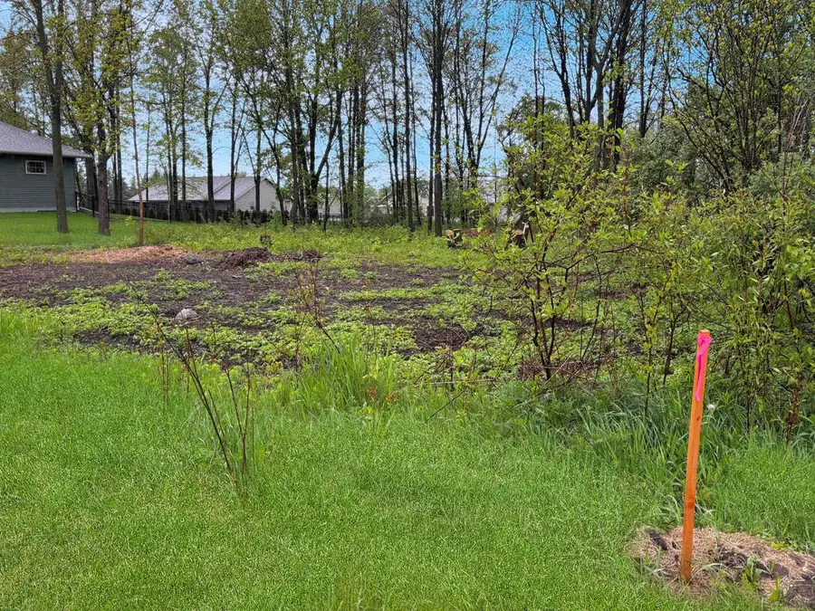 1132 LISA LANE, New Holstein, WI 53061 - Image #2