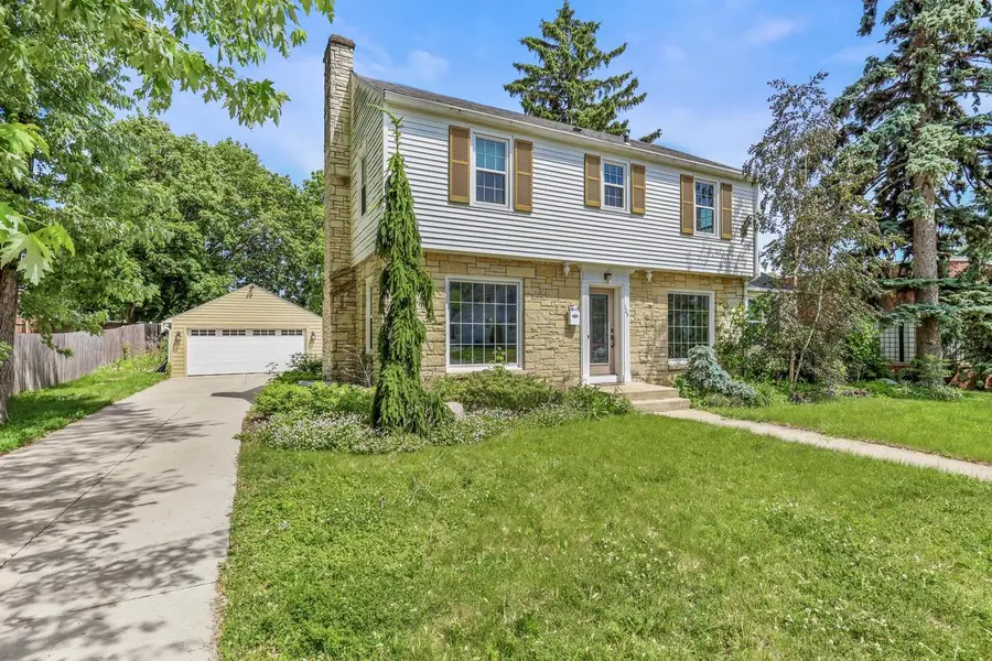 129 S Jackson STREET, Elkhorn, WI 53121 - Image #2