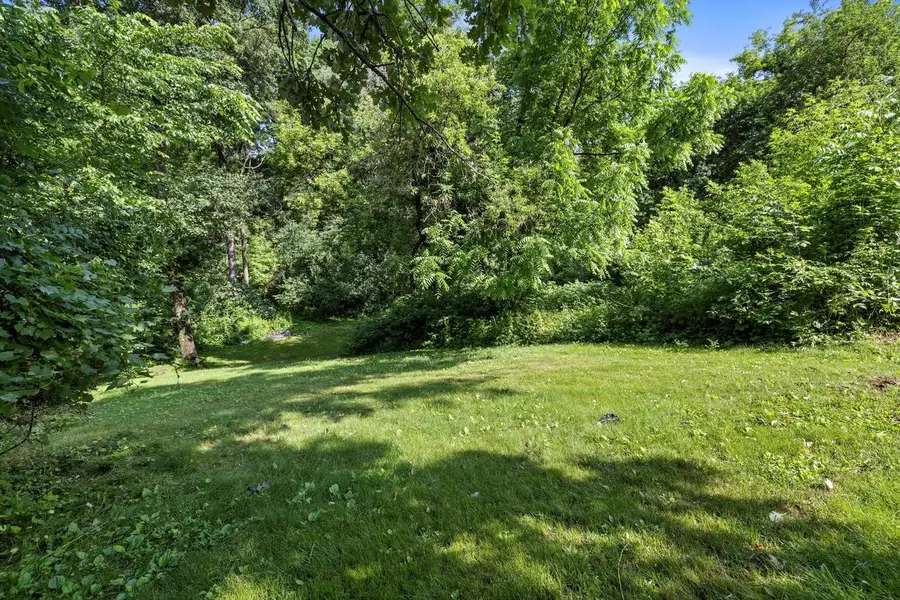 8020 Ridgeway DRIVE, Burlington, WI 53105 - Image #3