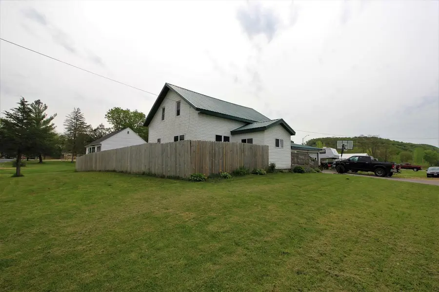 206 S Silver STREET, La Farge, WI 54639 - #3