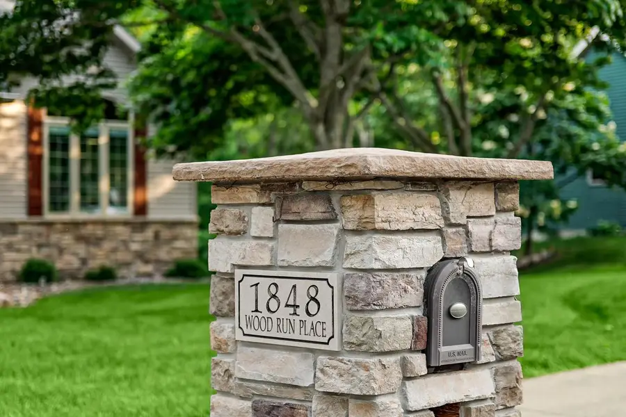 1848 Wood Run PLACE, Onalaska, WI 54650 - Image #2