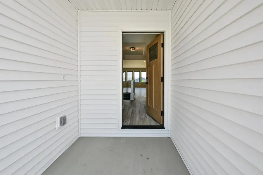 213 Cedar AVENUE, Delavan, WI 53115 - Image #2