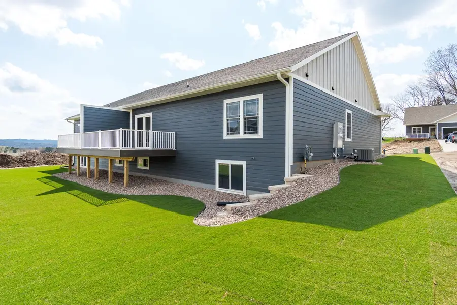 4060 Brooke Elizabeth DRIVE, Onalaska, WI 54650 - #2