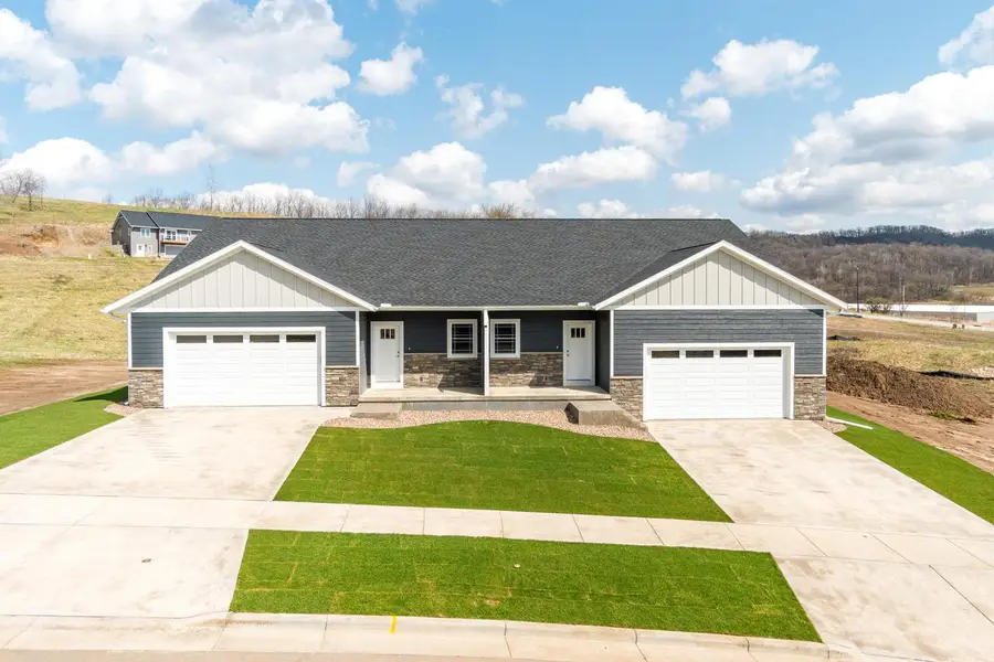4060 Brooke Elizabeth DRIVE, Onalaska, WI 54650 - #3