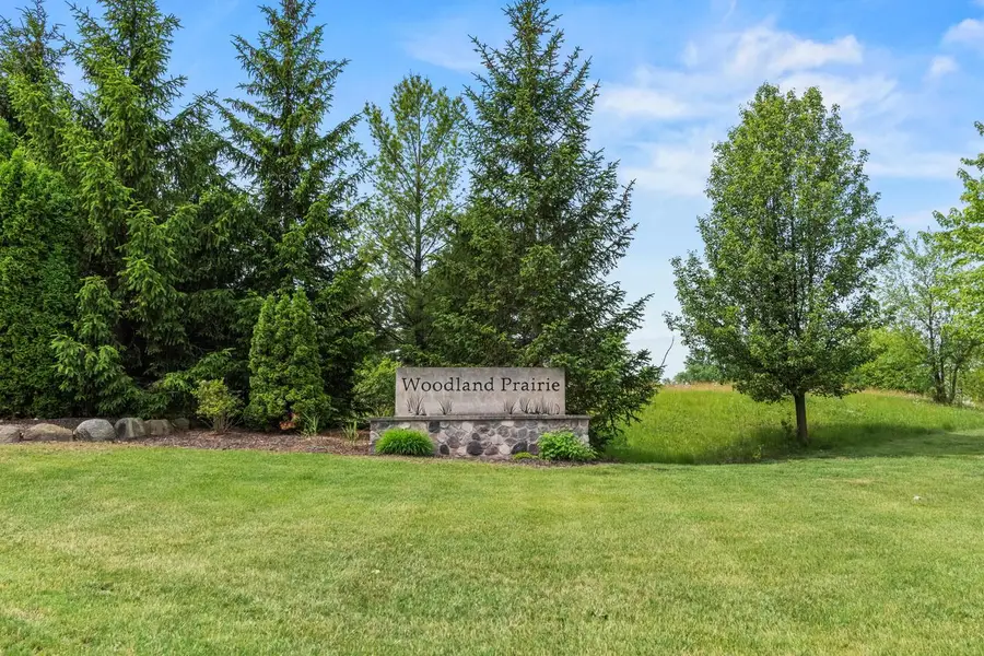 6749 S PRAIRIEWOOD LANE #6751, Franklin, WI 53132 - #2