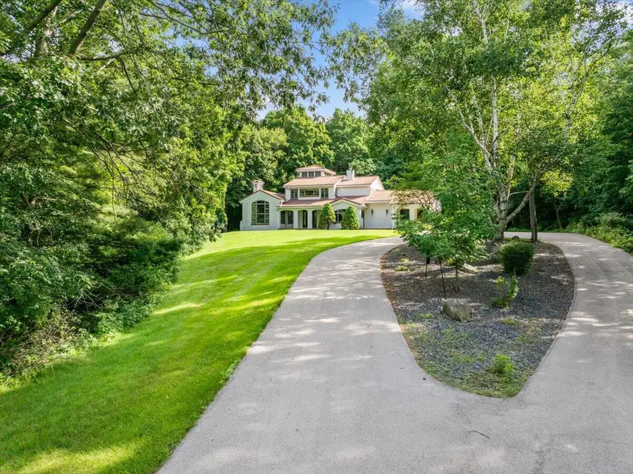 5820 E Waterford ROAD, Hartford, WI 53027 - Image #3