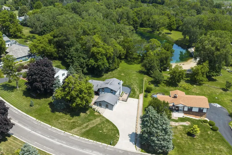 W210N11120 Mountbrooke DRIVE, Germantown, WI 53022 - Image #2