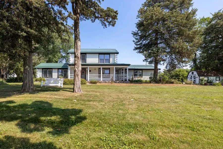 34100 Sunset DRIVE, Summit, WI 53066 - Image #3