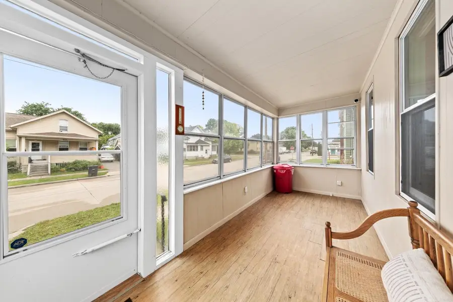 122 Mill STREET, Oshkosh, WI 54901 - Image #2