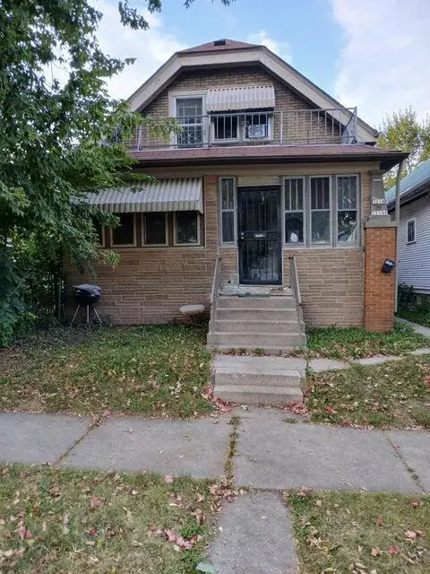 3214 W Fairmount AVENUE #3214A, Milwaukee, WI 53209 - Image #1