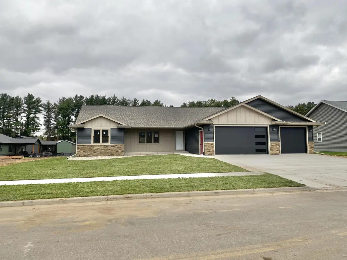 3430 McWain DRIVE, Holmen, WI 54636 - #1