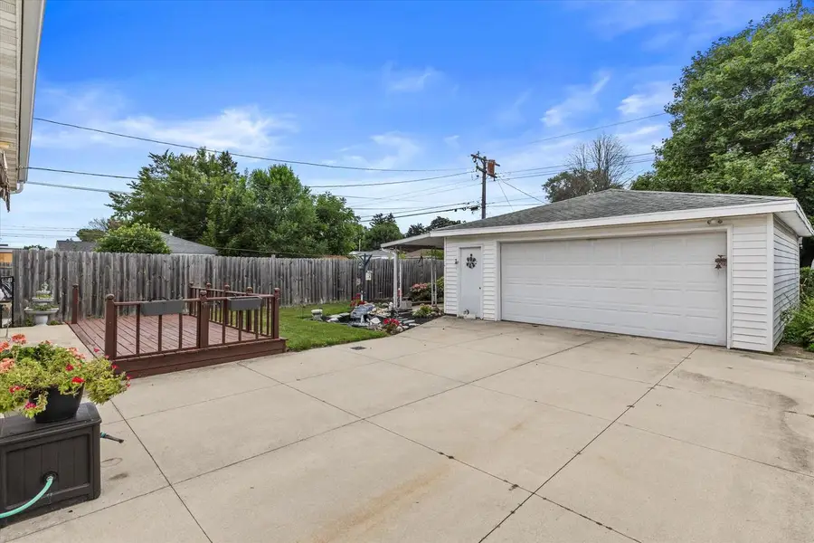 7851 19th AVENUE, Kenosha, WI 53143 - Image #3