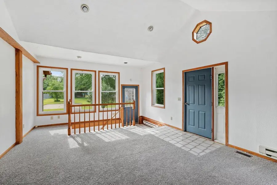 1028 Terrace DRIVE, Onalaska, WI 54650 - Image #2