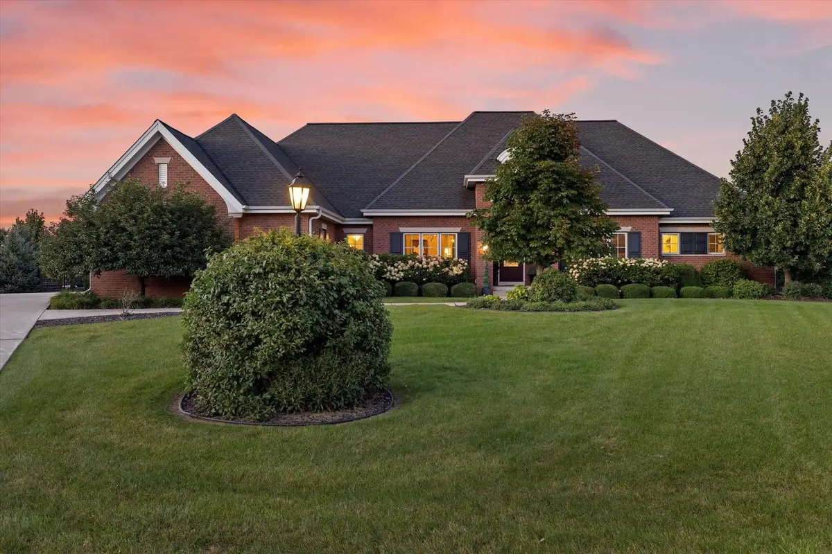 N19W24652 River Edge COURT, Pewaukee, WI 53072 - Image #1