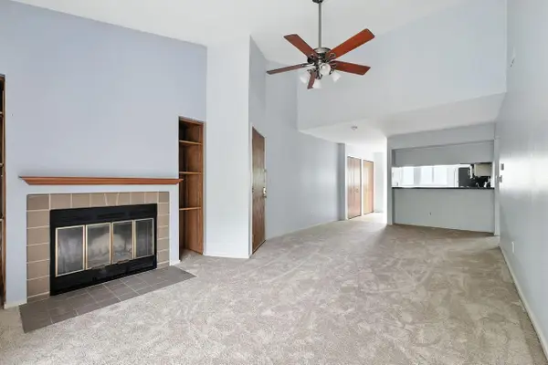 797 W Puetz ROAD, Oak Creek, WI 53154