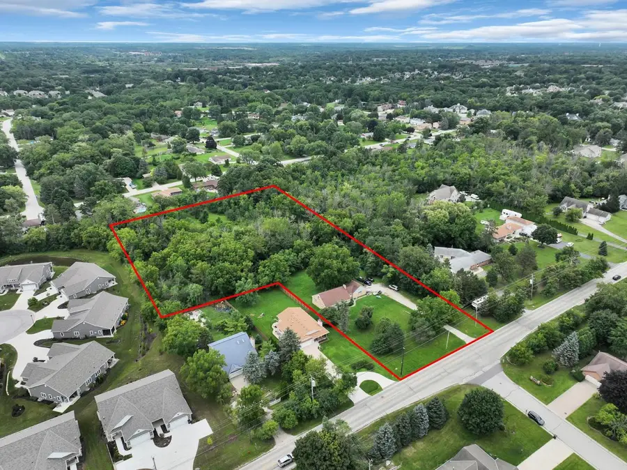 4120 S 124TH STREET, Greenfield, WI 53228 - #3