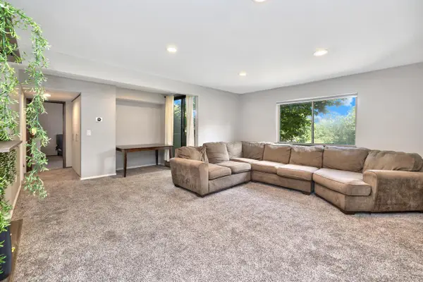 8641 N Servite DRIVE #109, Milwaukee, WI 53223