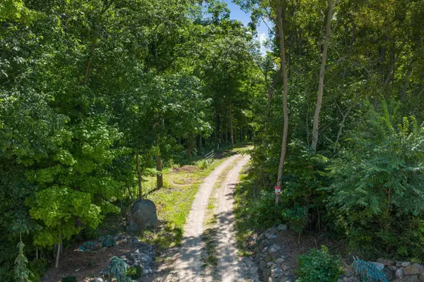 3811 COUNTY HIGHWAY C, West Bend, WI 53095