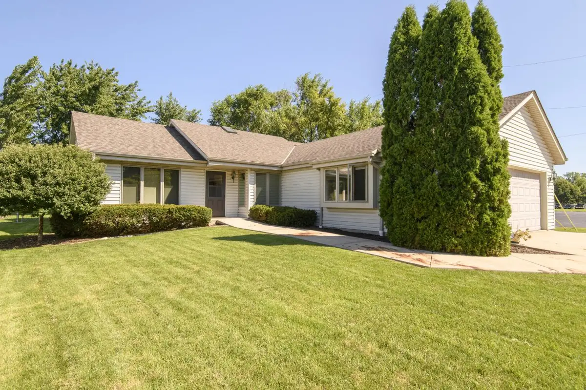 N88W17690 Christman ROAD, Menomonee Falls, WI 53051 - Image #1