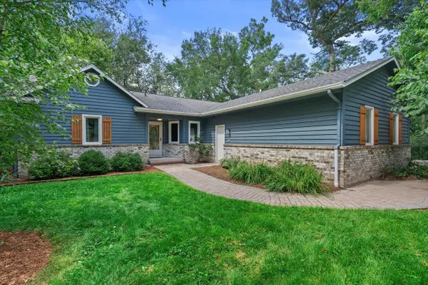 2927 Ridley ROAD, Hartland, WI 53029