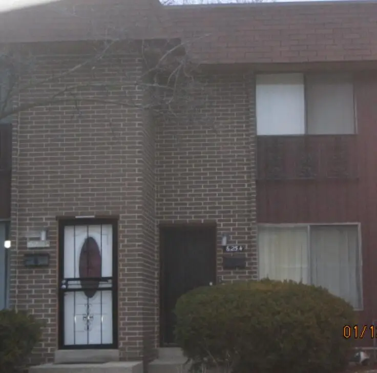 6254 W Port AVENUE #C18, Milwaukee, WI 53223 - Image #1