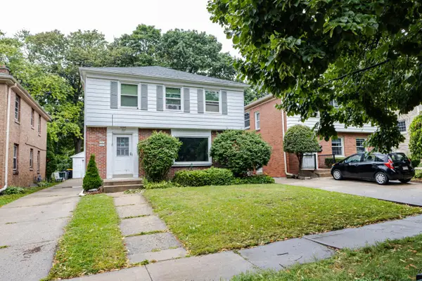 2645 N 63rd STREET #2647, Wauwatosa, WI 53213