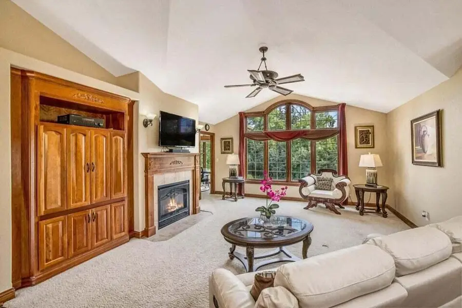 W162N5492 Westwind DRIVE, Menomonee Falls, WI 53051 - Image #3