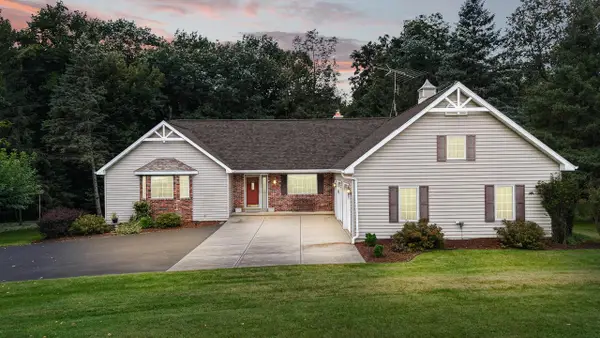 N5120 Summit COURT, Fond Du Lac, WI 54937