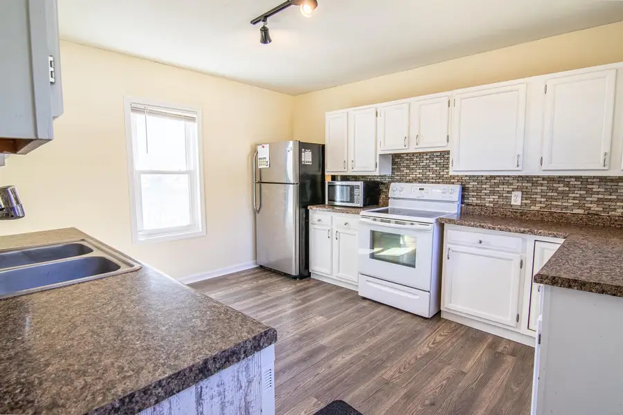 418 Walnut STREET, Baraboo, WI 53913 - Image #2