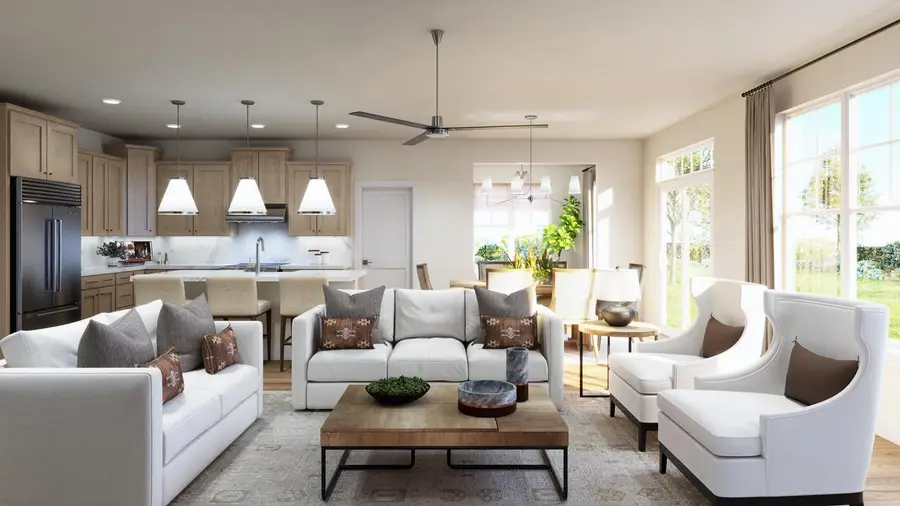 327 Sandy CIRCLE, Pewaukee, WI 53072 - Image #2