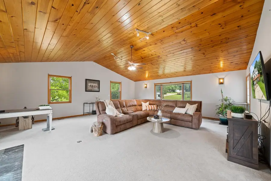W6815 N Walworth ROAD, Walworth, WI 53184 - Image #2